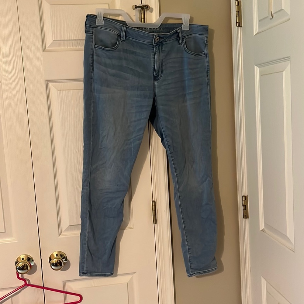 Size 16 Light Wash American Eagle Jegging